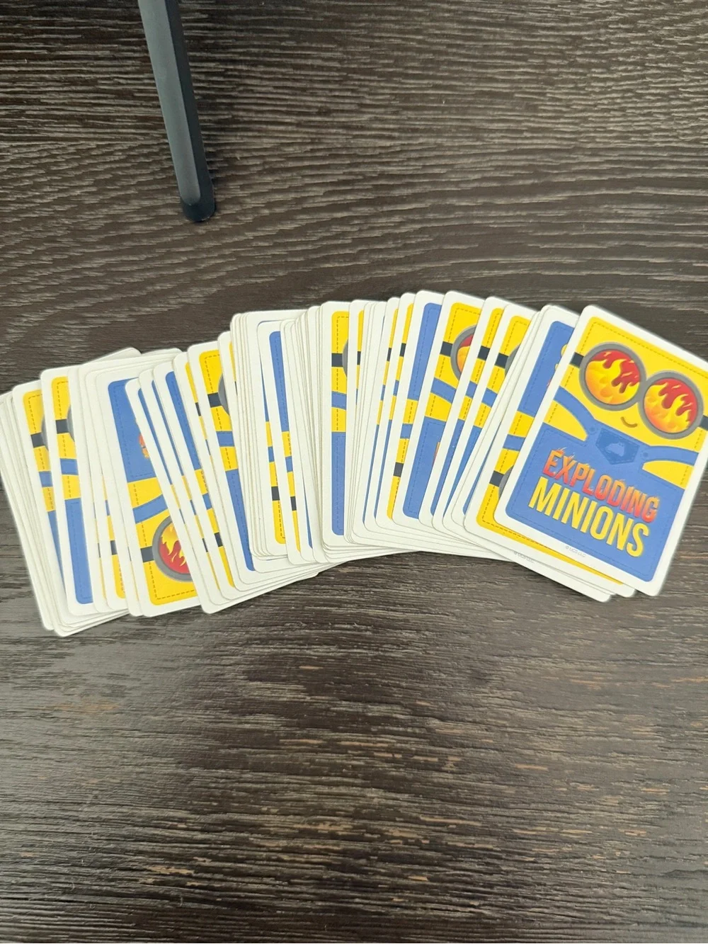 Exploding Minions Card Game - Picture 7 of 8